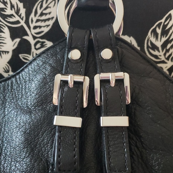 Michael Kors Handbag - Picture 4 of 7